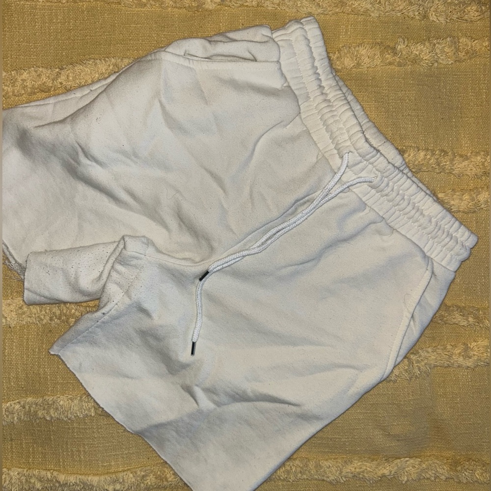 Cozy Cream Sweatshorts - Picture 2 of 2